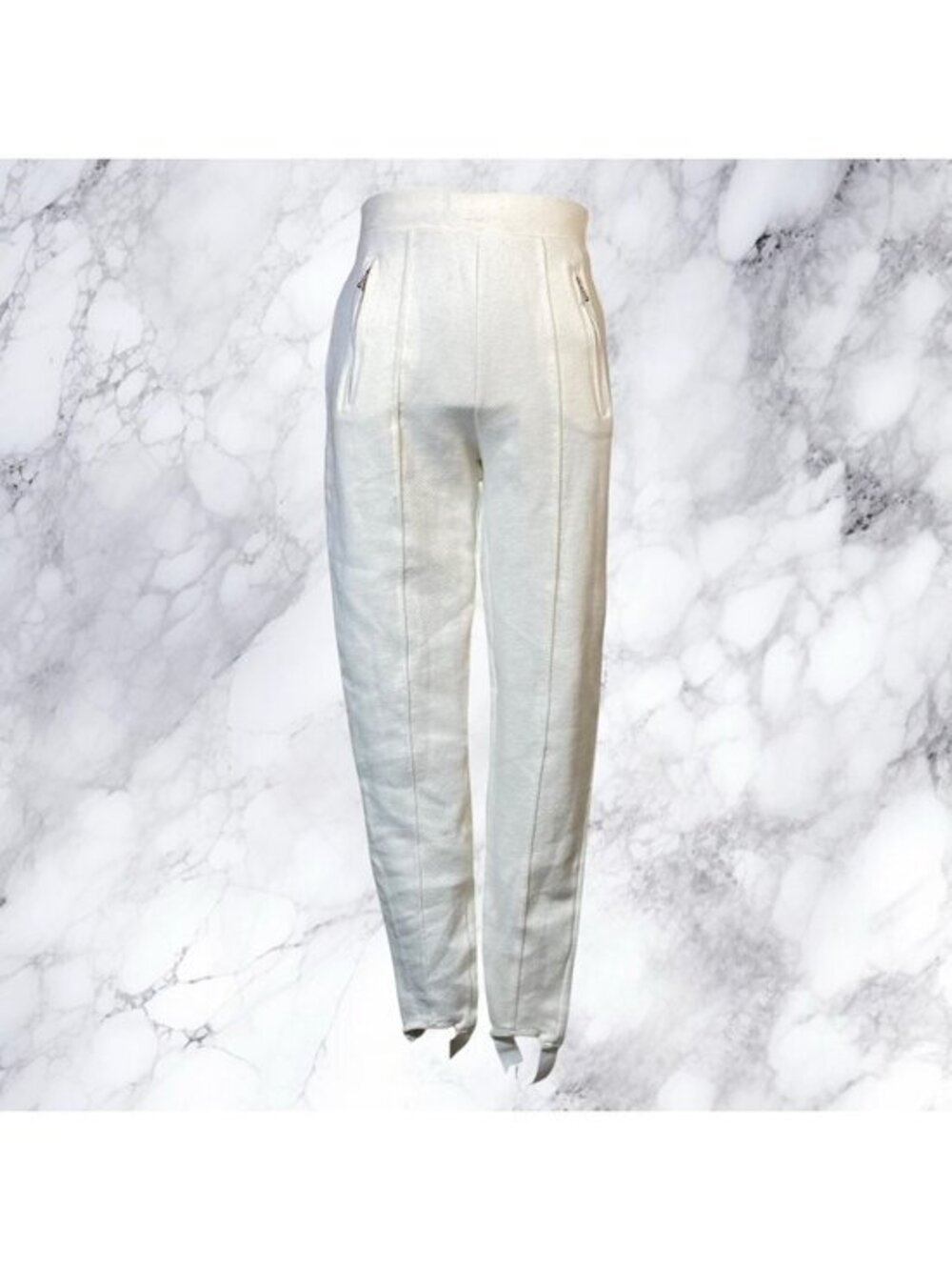 VTG The Limited Knit Stirrup Leggings in Cream